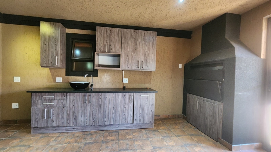 3 Bedroom Property for Sale in Baillie Park North West